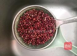 红豆莲子汤的做法图解5
