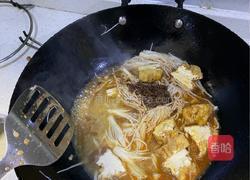 金针菇烧油豆腐的做法图解4