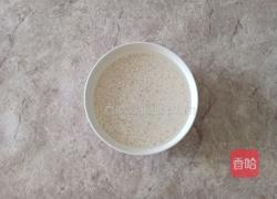 皮蛋瘦肉粥的做法图解3