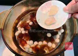 Lotus seed peach gum sweet potato soup recipe 9