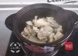 榛蘑炖鸡汤的做法图解6