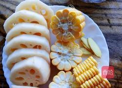 玉米莲藕花生筒骨汤的做法图解5