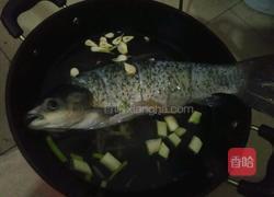 清炖草鱼的做法图解4