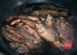 黄豆焖小酥鱼的做法图解11