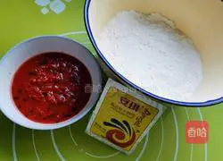 Illustration of how to make pork buns with distiller's grains 1