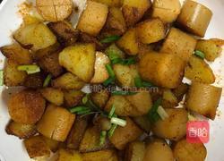 香煎土豆香肠块的做法图解12