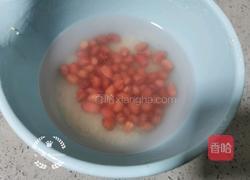 牛奶花生露的做法图解3