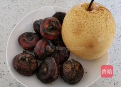 马蹄莲子百合雪梨糖水的做法图解1