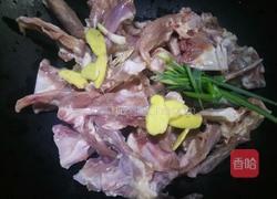 麻辣鸭锁骨的做法图解2
