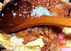 泡菜炒嫩牛肉的做法图解8