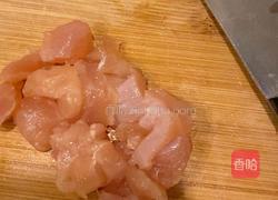 番茄鸡肉秋葵厚蛋烧的做法图解2