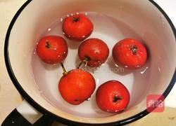 山楂雪梨汤的做法图解2