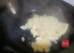 鸡蛋韭黄的做法图解2