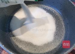 盐爆花生米的做法图解2