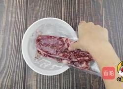 宝宝生鲜辅食，营养低脂，香煎牛排【小鹿优鲜】的做法图解1