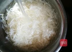 酱香萝卜丝的做法图解3