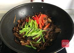 茶树菇炒五花肉的做法图解10