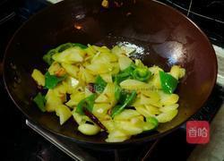 青椒炒茭白的做法图解4