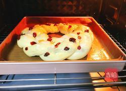 冬季—圣诞花环面包的做法图解19