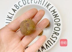 7个月加宝宝辅食：蛋黄双薯球的做法图解4