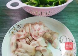 甜椒炒肉的做法图解3