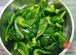 甜椒炒肉的做法图解5