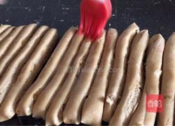 红糖麻花的做法图解3