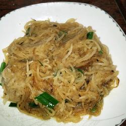 蒜苗炒萝卜丝的做法[图]