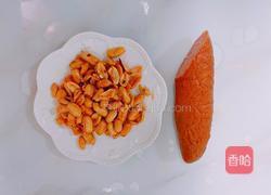 红肠凉拌花生米的做法图解1