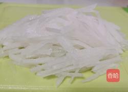 萝卜丝鲫鱼汤的做法图解3