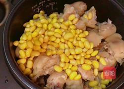 不用一滴油一滴水,做出来的懒人版猪蹄炖黄豆的做法图解8