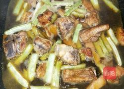 排骨芸豆焖面的做法图解4