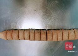 黑全麦窝窝头的做法图解4