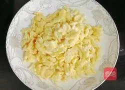 Illustration of how to make ham and egg fried cheese noodles 11