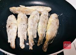 香煎小黄鱼的做法图解7