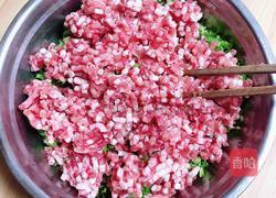 酸辣鲜肉馄饨的做法图解2