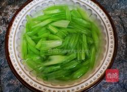 西芹虾仁腰果的做法图解4