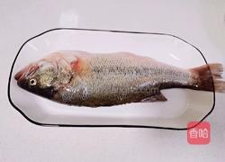 清蒸鲈鱼的做法图解1