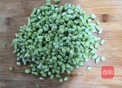 香脆豆角蛋饼的做法图解1