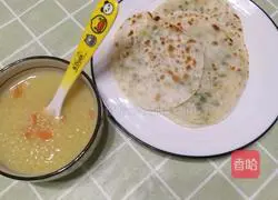 Illustration of how to make scallion pancakes for breakfast 11