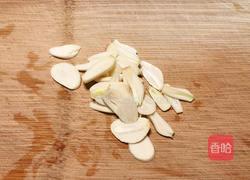 青笋炒鹅蛋的做法图解2