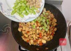 宫爆鸡丁的做法图解10