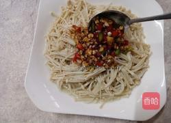 凉拌蒜香金针菇的做法图解10