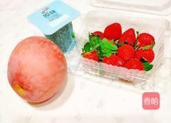 苹果草莓奶昔的做法图解2