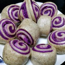 紫薯全麦营养花卷的做法[图]