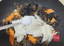 木耳炒山药胡萝卜的做法图解6