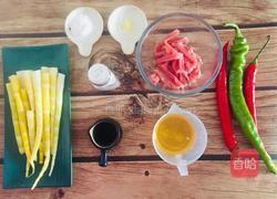 竹笋炒肉的做法图解1