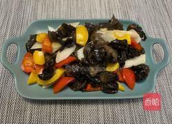 木耳炒山药彩椒的做法图解7