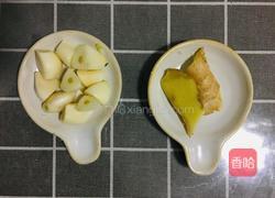 板栗烧鸡的做法图解3