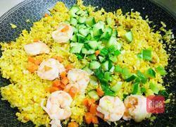 咖喱炒饭的做法图解7